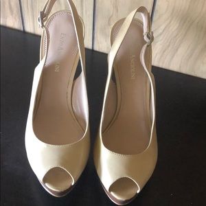 Open toe nude Brand new heels